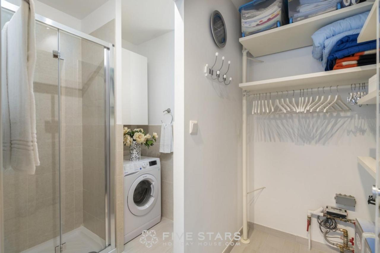 La Canard Des Etoiles Five Stars Holiday House ニース エクステリア 写真